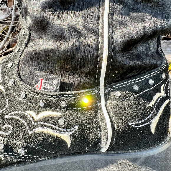 ✨Sold✨Justin Pull-On Fashion Boots w/Hair-on Hide and Rhinestones - Picture 7 of 9